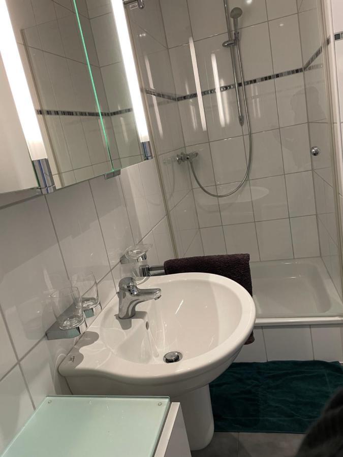 Sky Night Suite Düren - Eifel Esterno foto